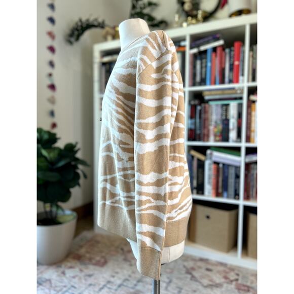 NWT DAILY RITUAL Tan Zebra Print Sweater Size M Casual Indie Hipster Preppy Fall - Picture 5 of 10